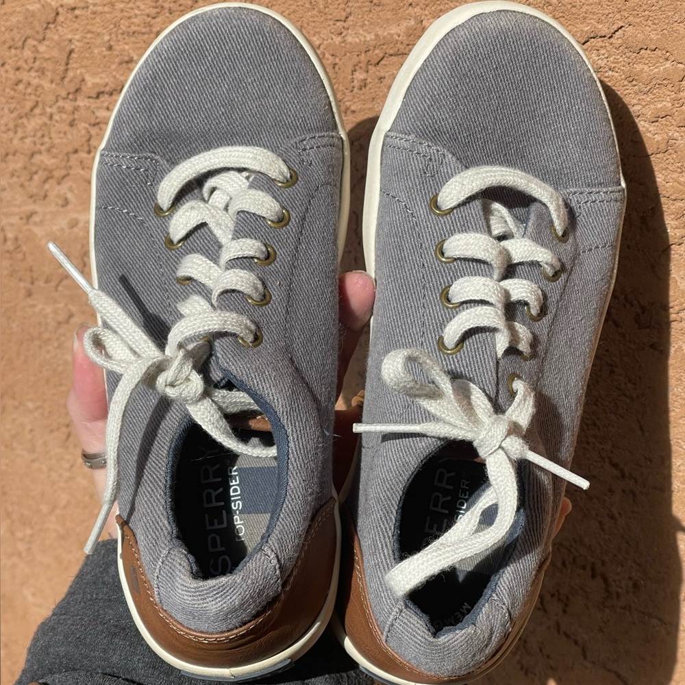 NWOT Sperry Memory Foam Sneakers
